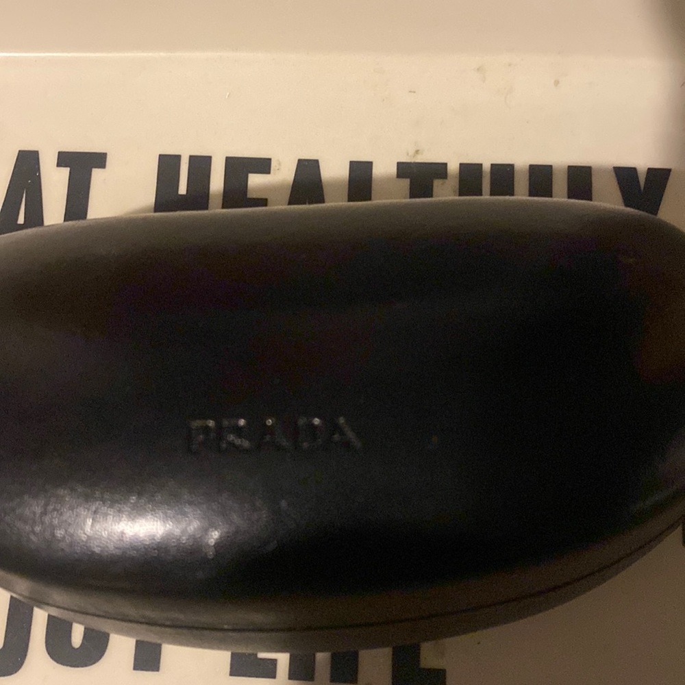 Prada me she said!!! vintage frames Leopard with gold emblem